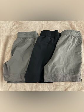 abercrombie kids gray and black shorts